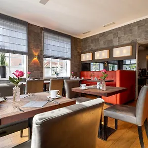 https://hotel-fischerhaus.topcolognehotels.com